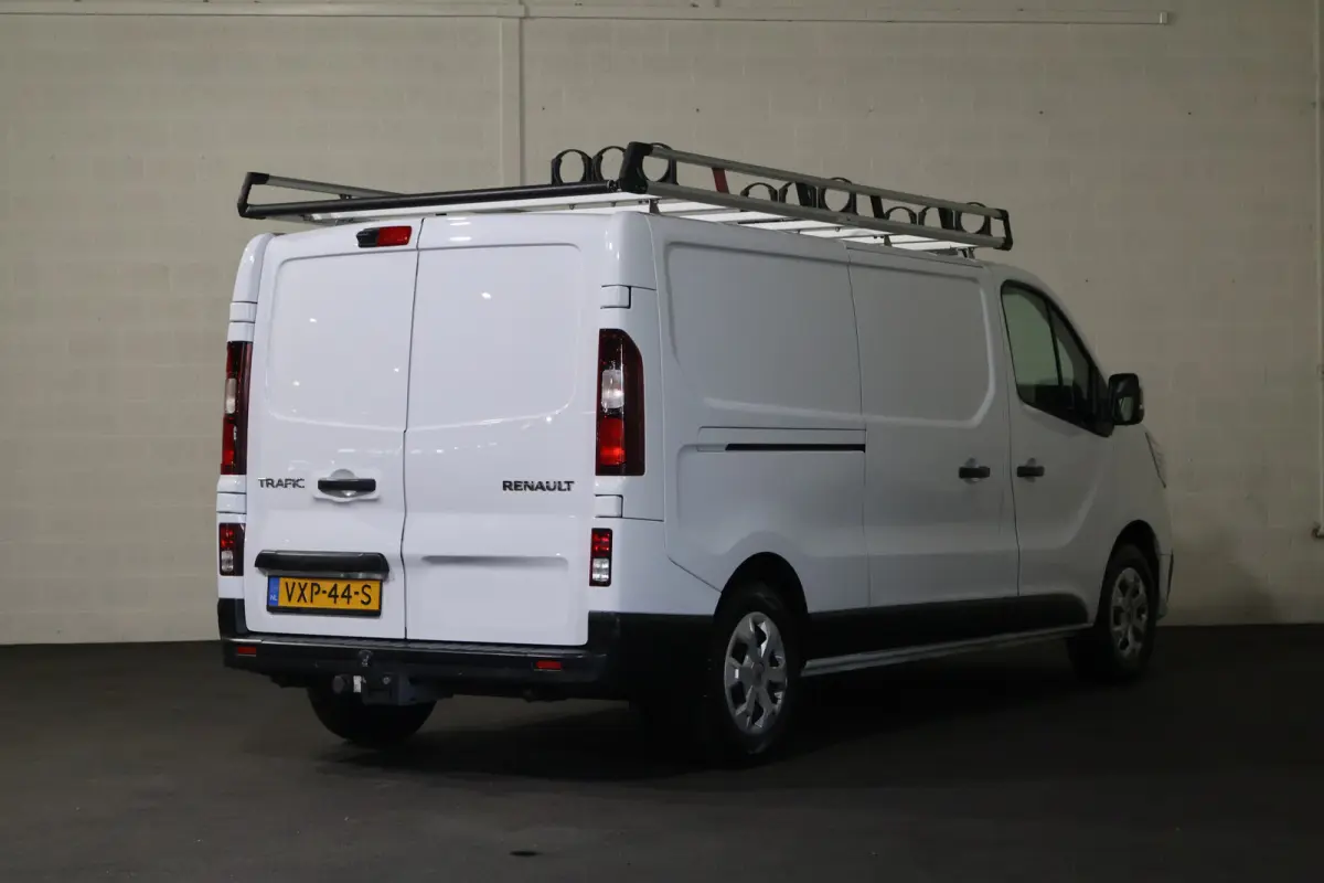 2.0 dCi 150pk L2 H1 Automaat Work Edition