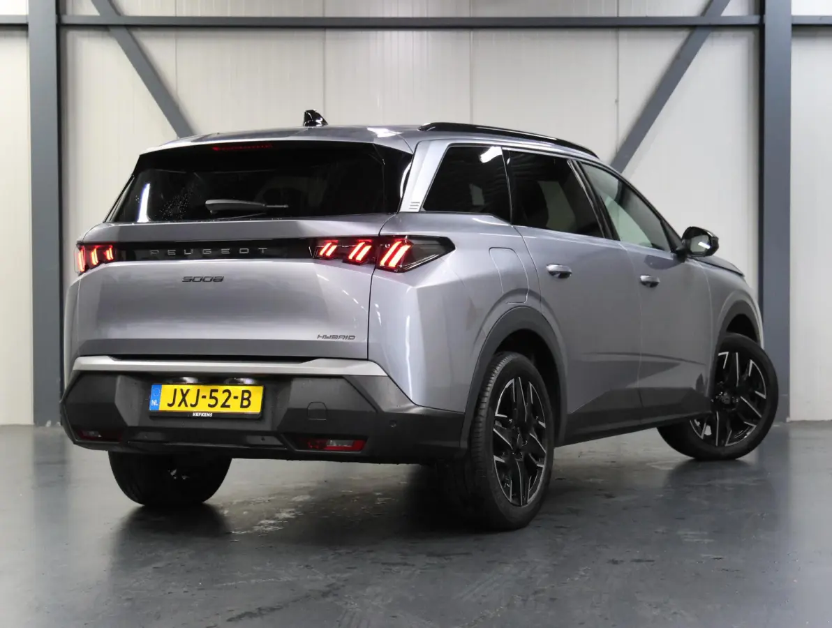 145pk Hybrid Allure | Trekhaak | AUTOMAAT | Navigatie via AppleCarPlay/AndroidAuto | Cruise Control | Camera | Virt.Cockpit | Keyless | Isofix | Privacy Glass | Parkeersensoren |