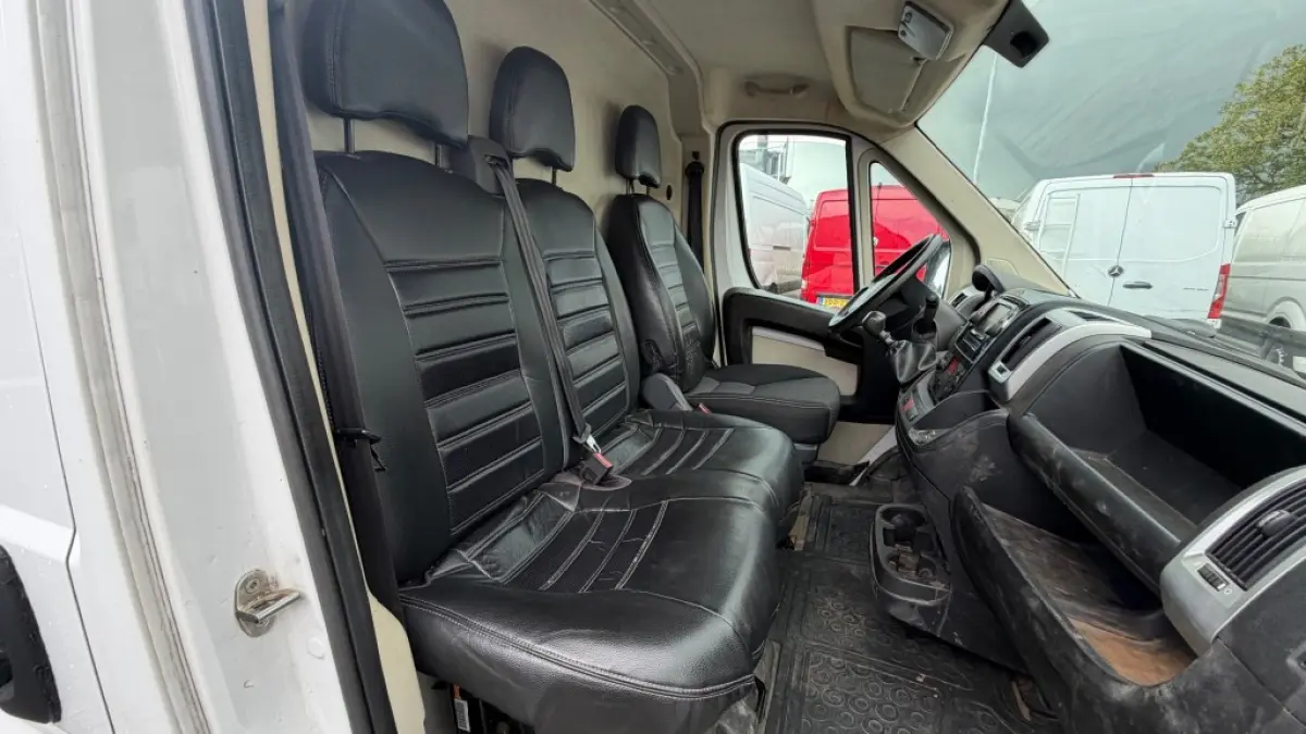 2.3 MJ 96KW 13OPK L2H1 EURO 6 AIRCO/ CRUISE CONTROL/ NAVIGATIE/ 100% DEALERONDERHOUDEN