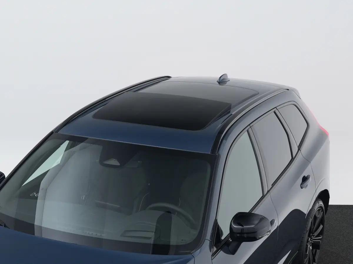T6 Recharge AWD Ultra Black Edition | Luchtvering | Head-Up | 360° | Harman/Kardon | Panoramadak | Trekhaak | Nappa Sportstoel