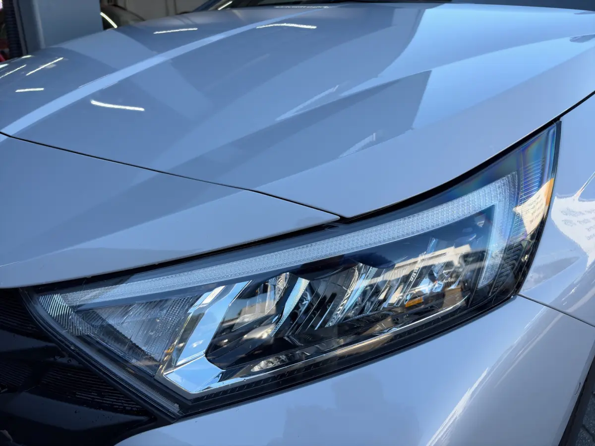 1.0 T-GDI 100pk N-Line | Camera | Carplay | Premium audio | Cruise controle | Navigatie | 17'' velgen | Dodehoek detectie | Parkeersensoren