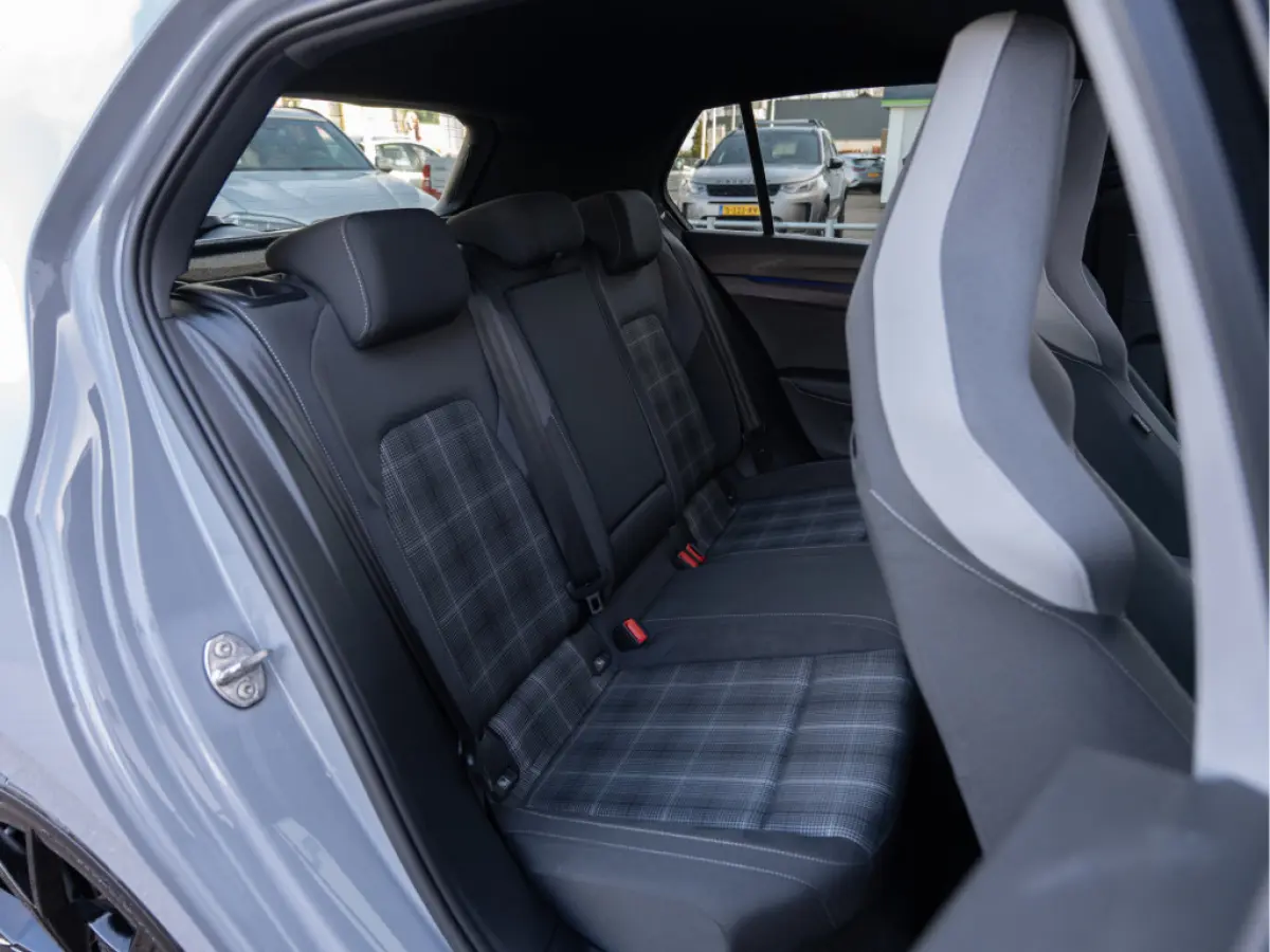 2.0 TDI DSG 200PK GTD | Pano | 19" R | Camera | BTW