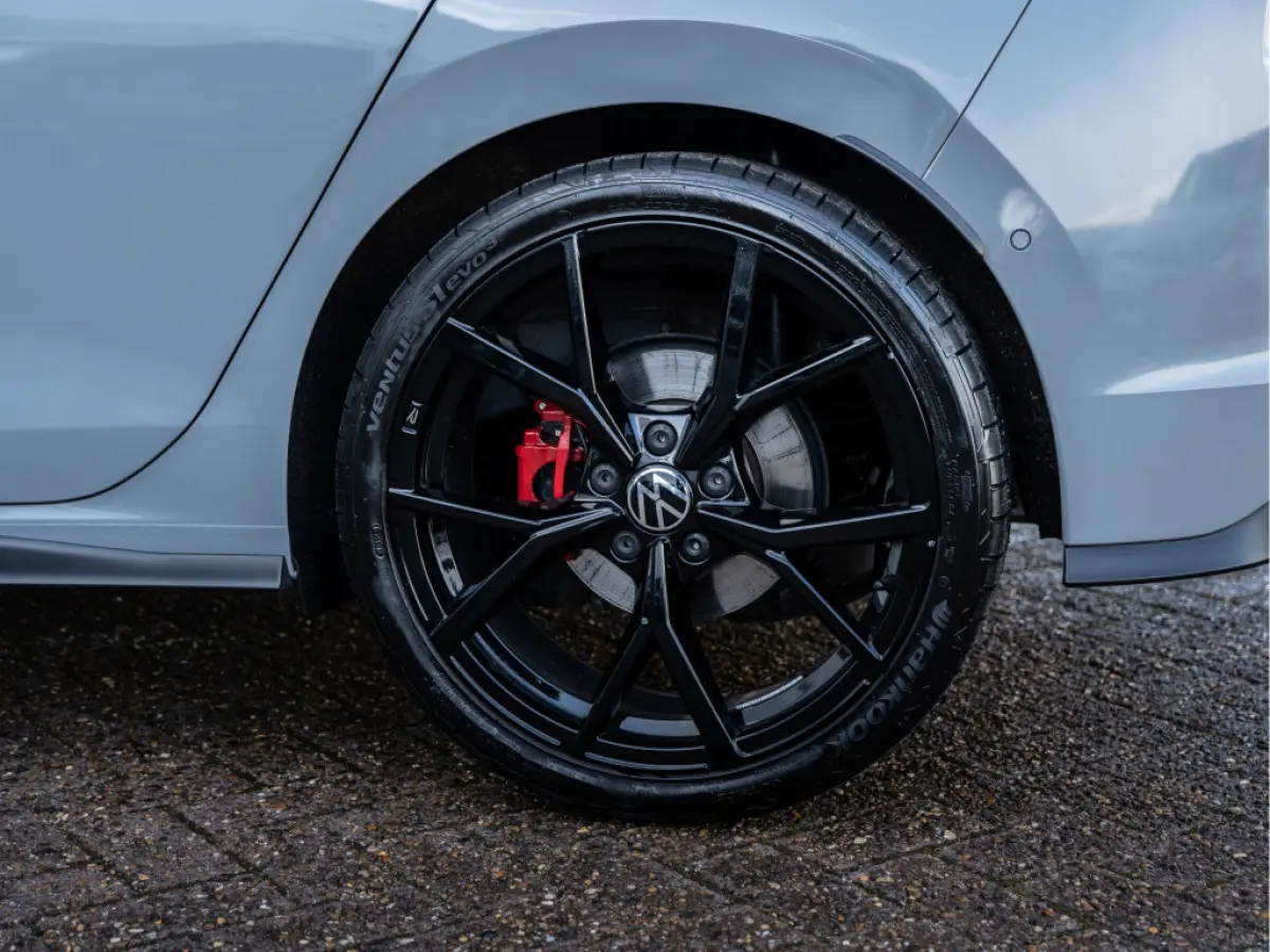 2.0 TDI DSG 200PK GTD | Pano | 19" R | Camera | BTW