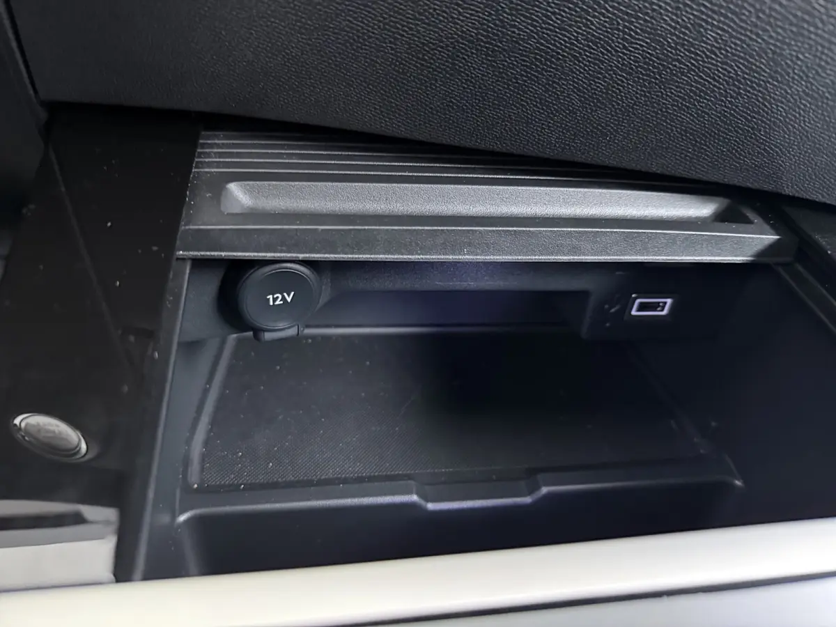 54 kWh Edition | Airco (automatisch) | Apple Carplay/Android Auto|telefoonintegratie premium | Keyless start