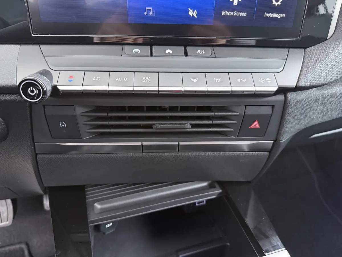 54 kWh Edition | Airco (automatisch) | Apple Carplay/Android Auto|telefoonintegratie premium | Keyless start