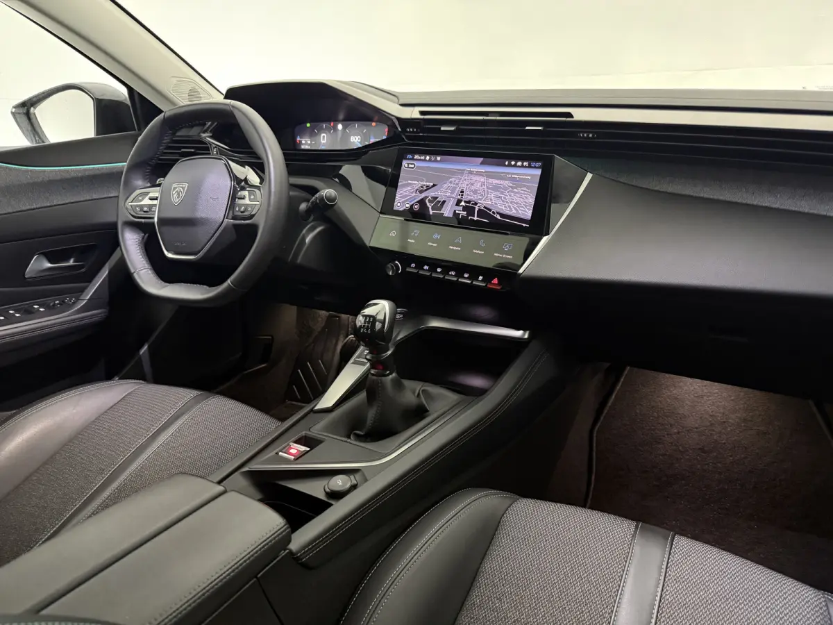 1.2 PureTech Allure Pack Business | Camera | Virtual | Carplay | Sfeer | LED | Keyless | Parkeersens.
