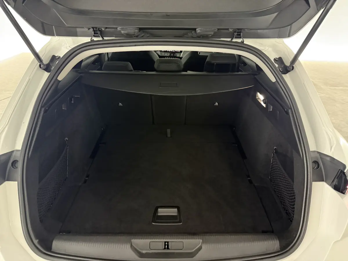 1.2 PureTech Allure Pack Business | Camera | Virtual | Carplay | Sfeer | LED | Keyless | Parkeersens.