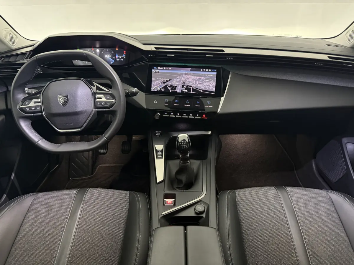 1.2 PureTech Allure Pack Business | Camera | Virtual | Carplay | Sfeer | LED | Keyless | Parkeersens.