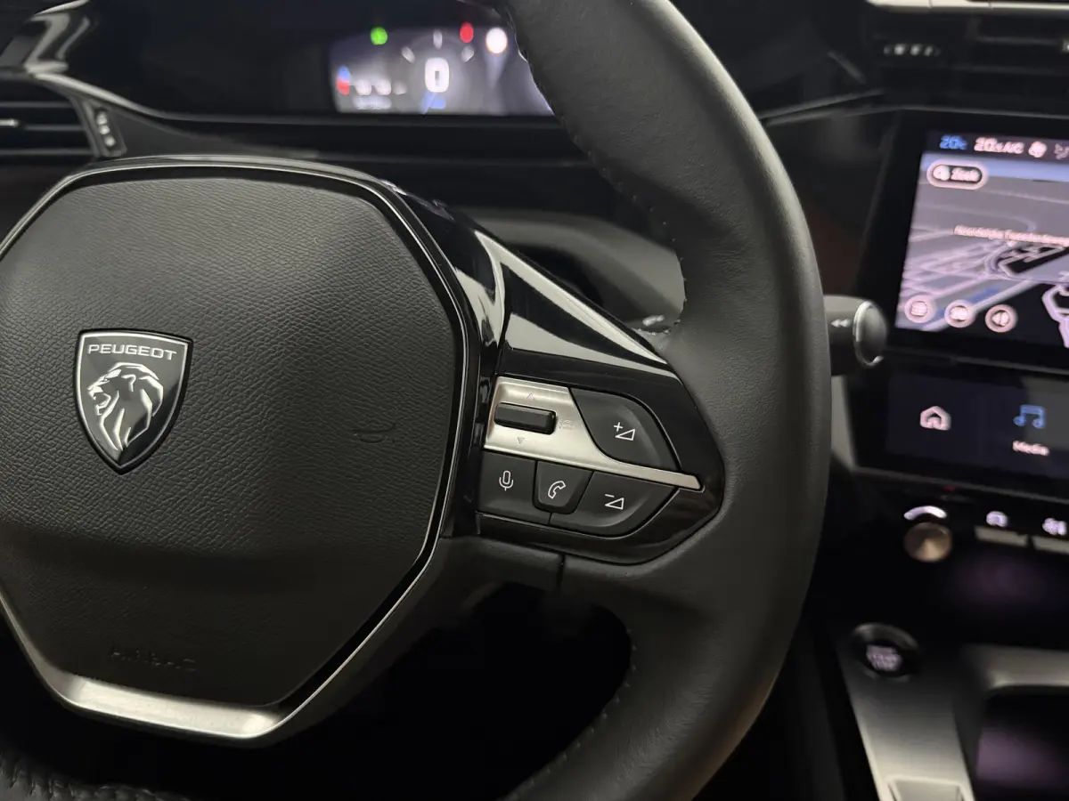 1.2 PureTech Allure Pack Business | Camera | Virtual | Carplay | Sfeer | LED | Keyless | Parkeersens.