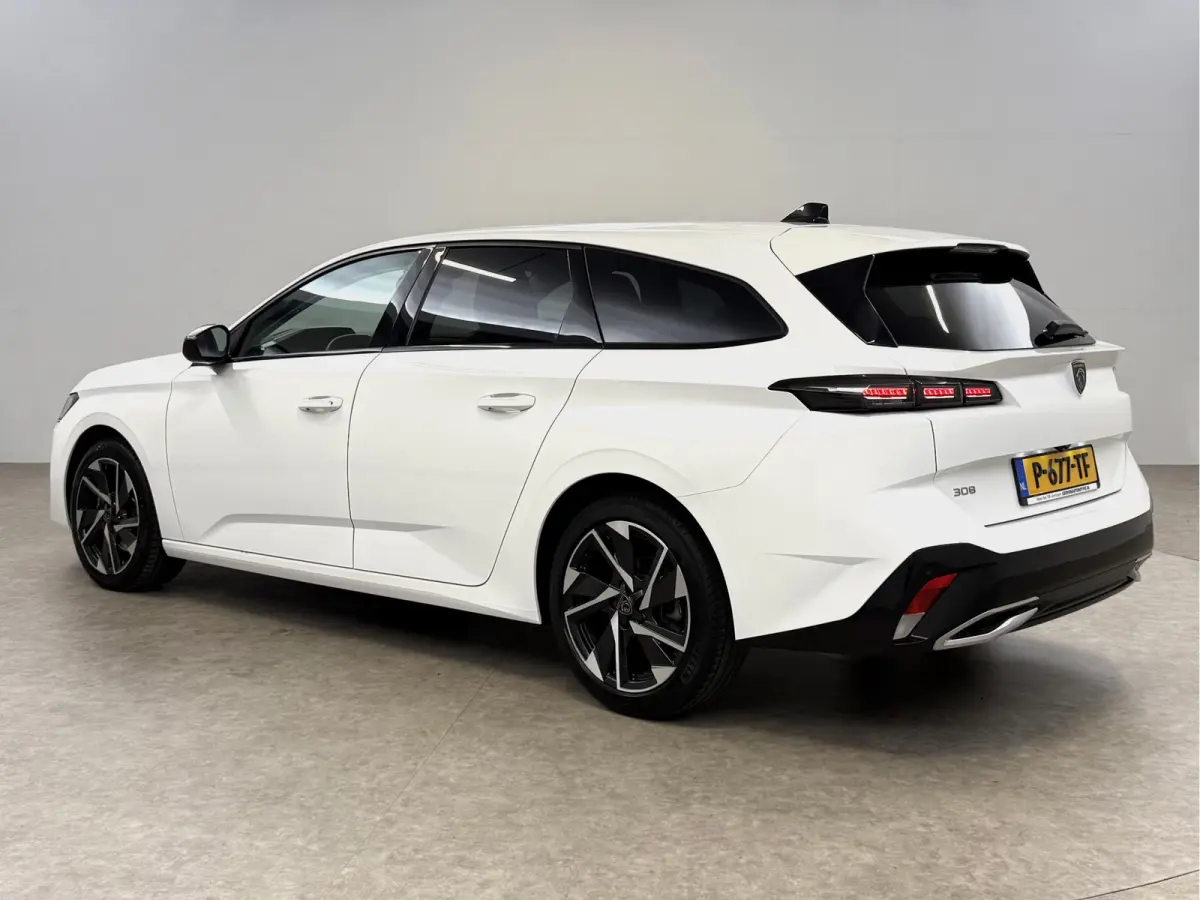 1.2 PureTech Allure Pack Business | Camera | Virtual | Carplay | Sfeer | LED | Keyless | Parkeersens.