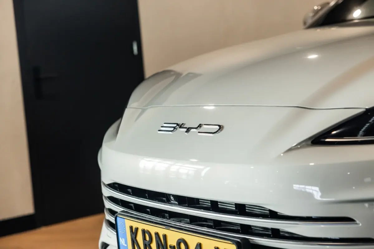 1.5 DM-i FWD Boost | HuD | Leder | 360 Cam |