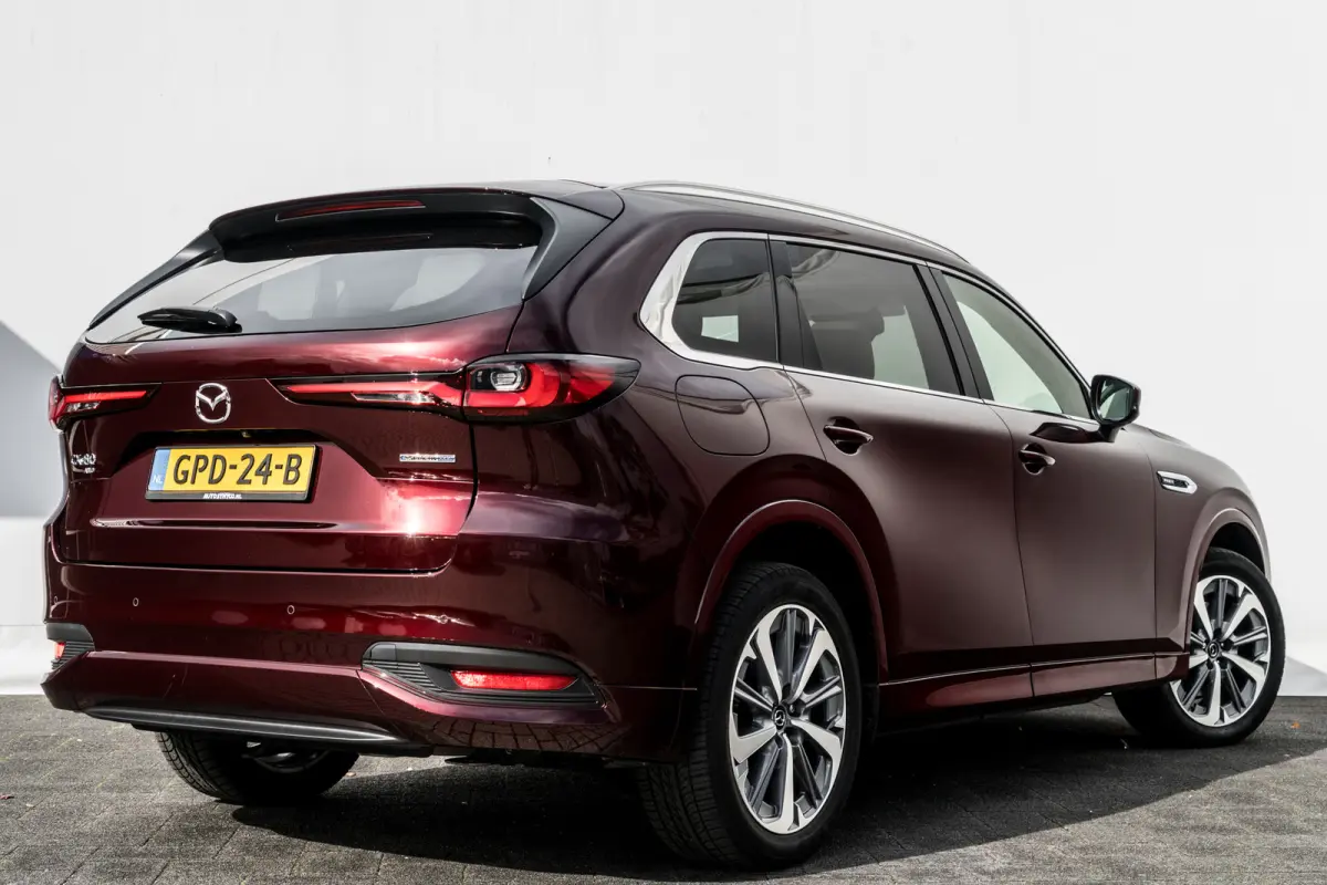 2.5 e-SkyActiv PHEV 7 Persoons Takumi Plus I Panoramadak I Widescreen Navi I Lederen Stoelen I NL Auto I Nw Prijs 73.800,-