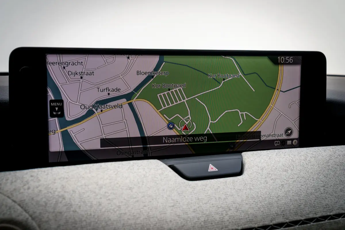 2.5 e-SkyActiv PHEV 7 Persoons Takumi Plus I Panoramadak I Widescreen Navi I Lederen Stoelen I NL Auto I Nw Prijs 73.800,-