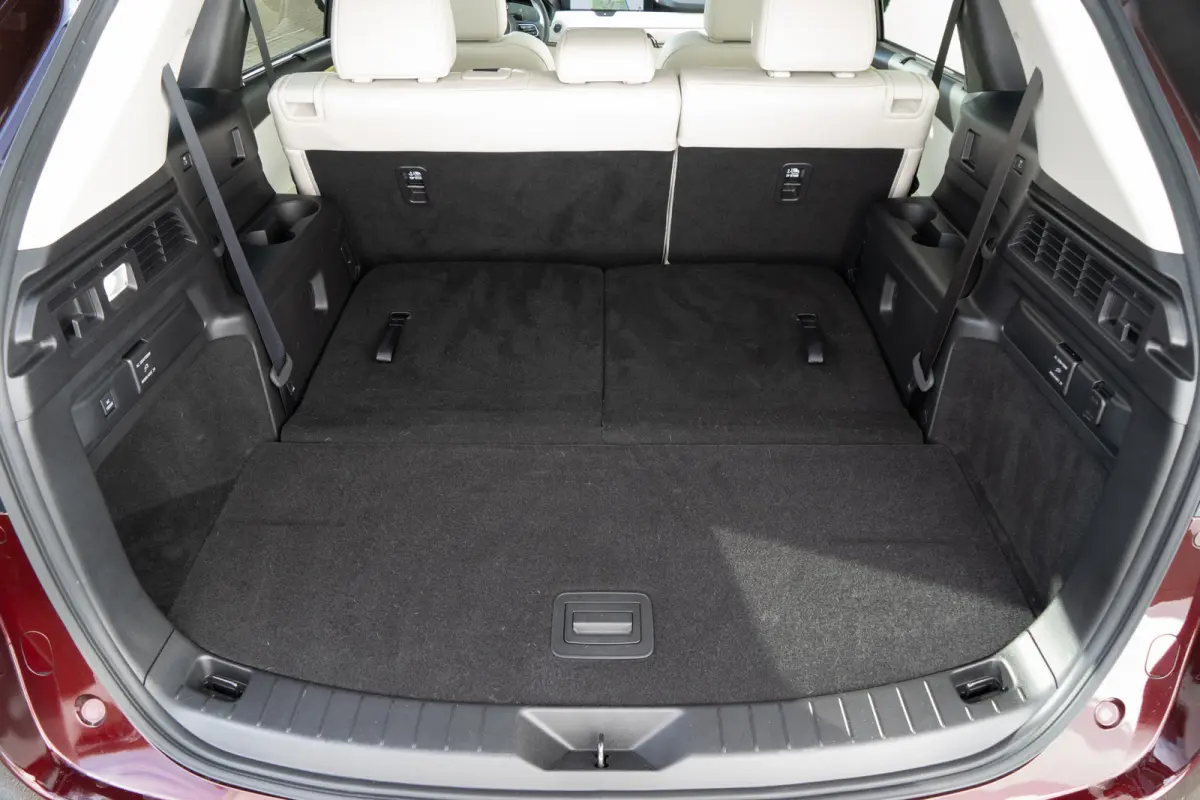 2.5 e-SkyActiv PHEV 7 Persoons Takumi Plus I Panoramadak I Widescreen Navi I Lederen Stoelen I NL Auto I Nw Prijs 73.800,-