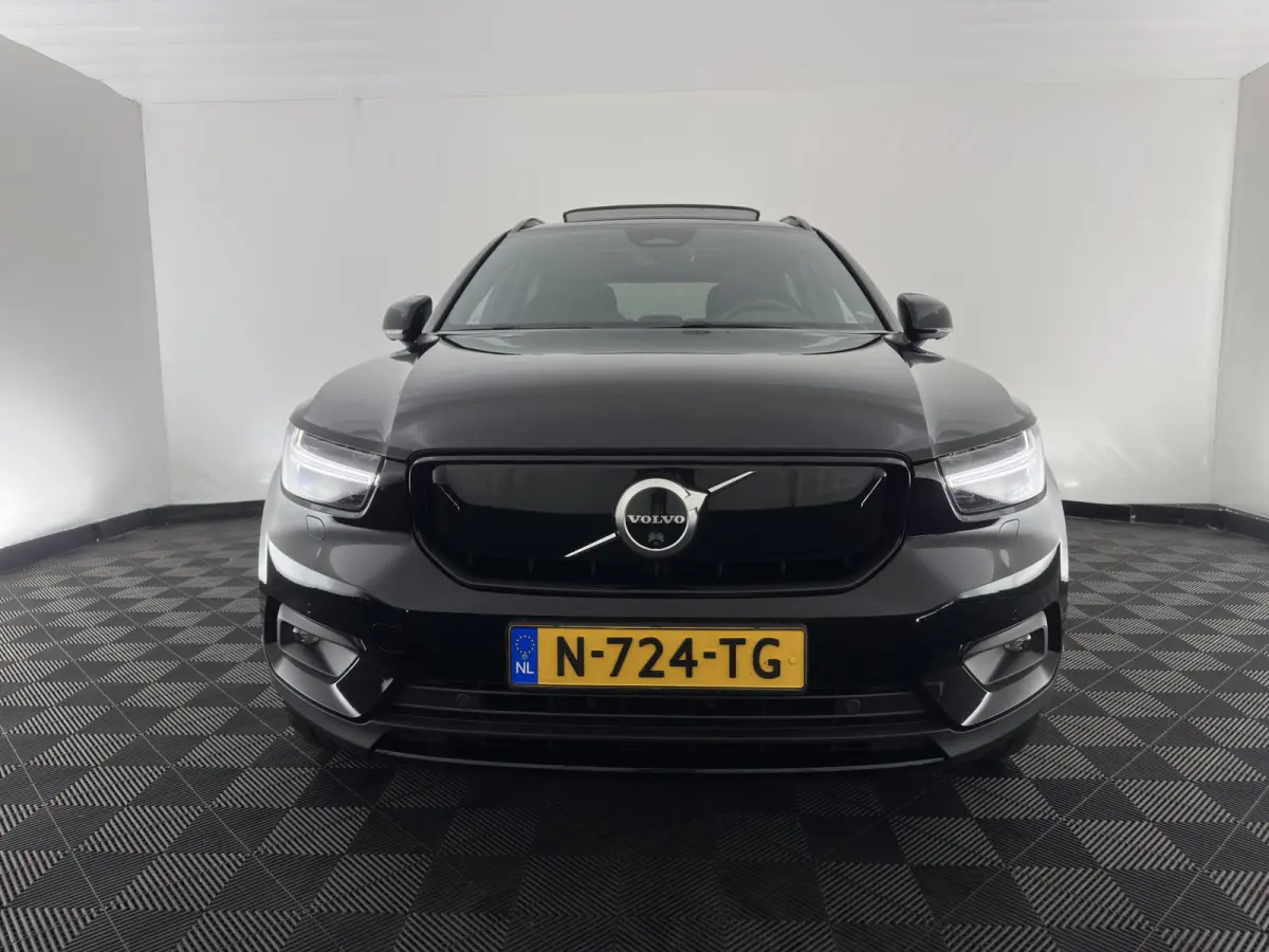 Pure Black Edition [3-Fase-11kW] {SoH-94%} (INCL-BTW) Aut. *HEATPUMP | PANO | MEMORY-PACK | HARMAN/KARDON | ADAPTIVE-CRUISE | DIGI-COCKPIT | BLIND-SPOT | NAVI-FULLMAP | TOPVIEW | ECC | PDC |