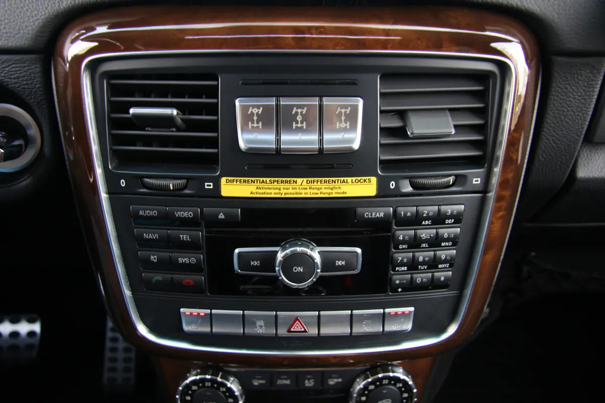 G500 | Apple CarPlay | Elektrisch schuif-/kanteldak | Harman Kardon | Designo