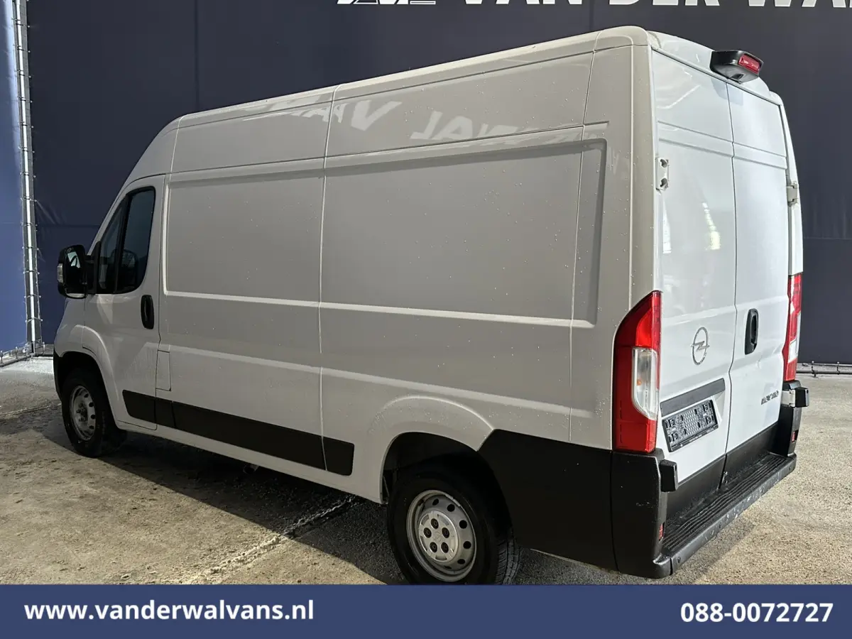 2.2D 120pk L2H2 Euro6 Airco | Camera | Cruisecontrol | Parkeersensoren Bijrijdersbank