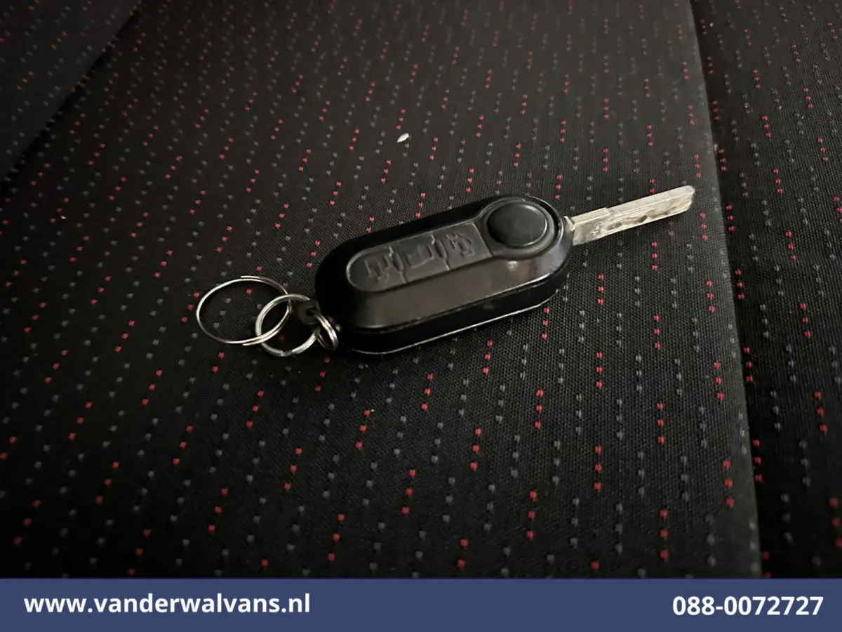 2.2D 120pk L2H2 Euro6 Airco | Camera | Cruisecontrol | Parkeersensoren Bijrijdersbank