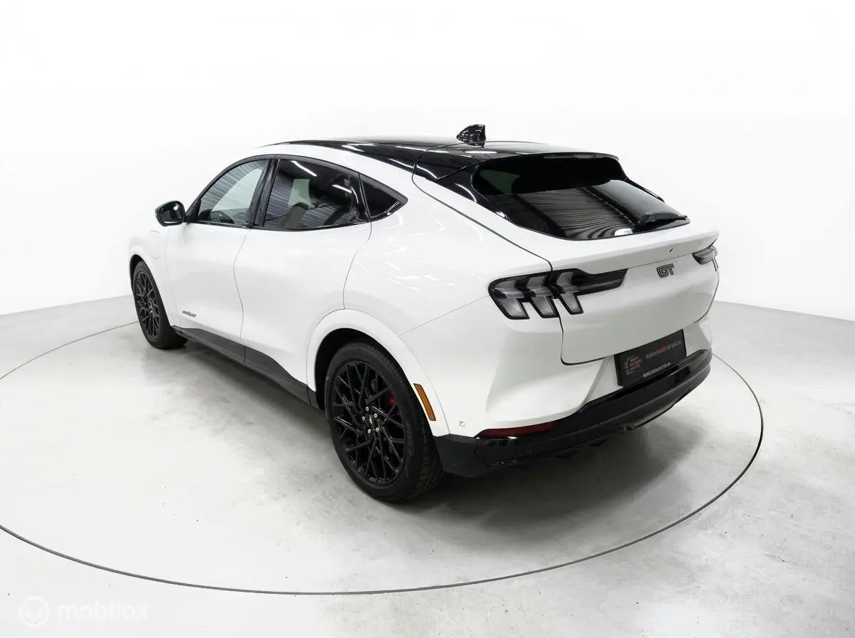 GT Extended AWD 98kWh/488pk/Technology+