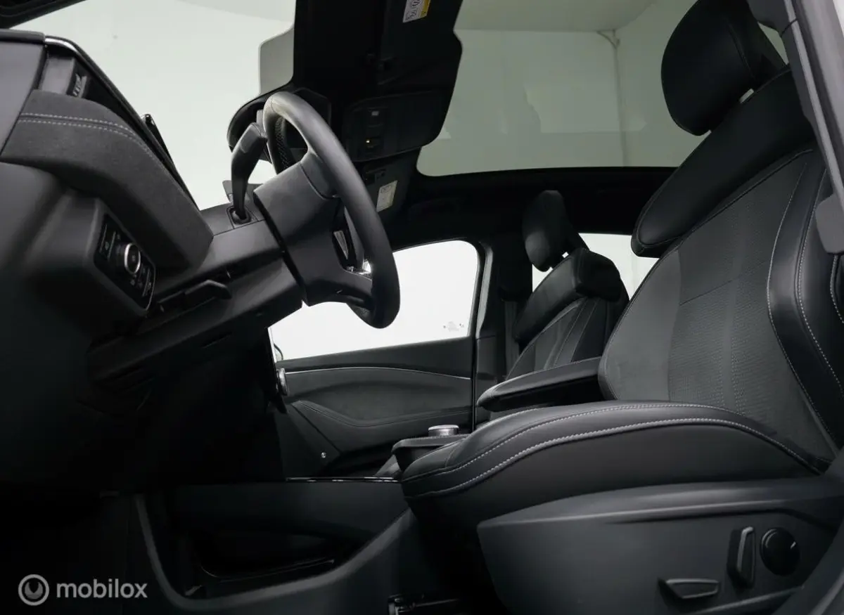 GT Extended AWD 98kWh/488pk/Technology+