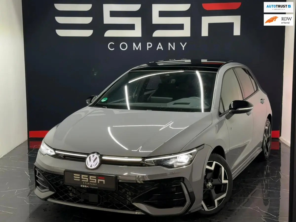 1.5 eTSI R-Line Pano|IQ|Dodehoek|Camera|ACC