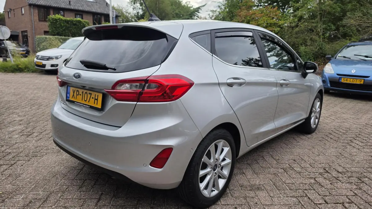 1.0 EcoBoost Titanium – Bomvol opties – NL auto – €6.900
