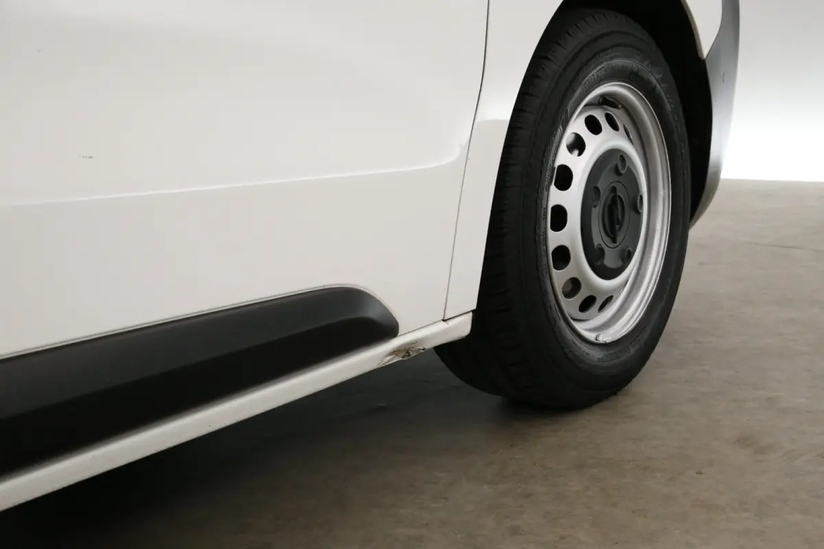 CDTI L3H1 | Airco | Cruise | 3 Zits | Parkeersensoren | Kasten