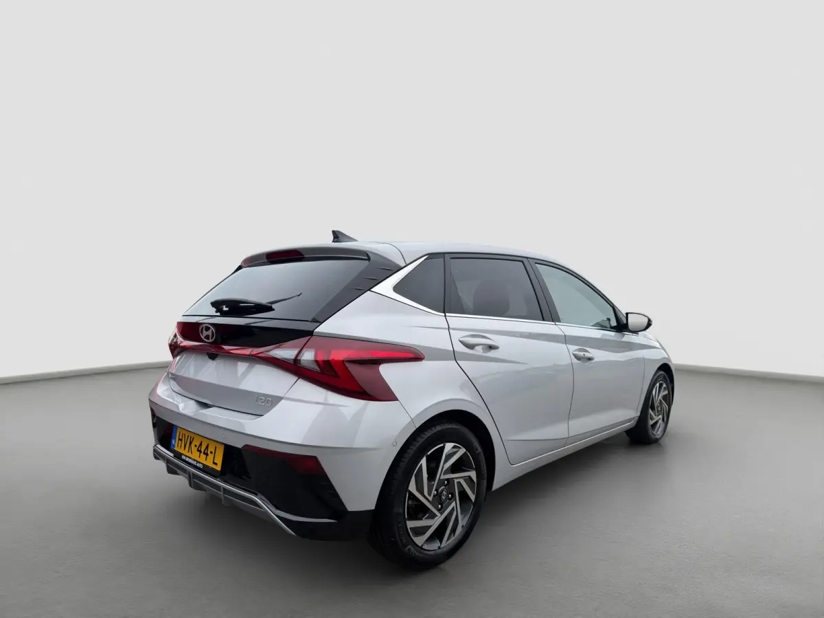 1.0 T-GDI 100pk Premium | Carplay | Climate control | Cruise control | Stoel/stuurverwarming | Camera | Parkeersensoren | DAB | Premium Audio | Lichtmetalen velgen | Navigatie