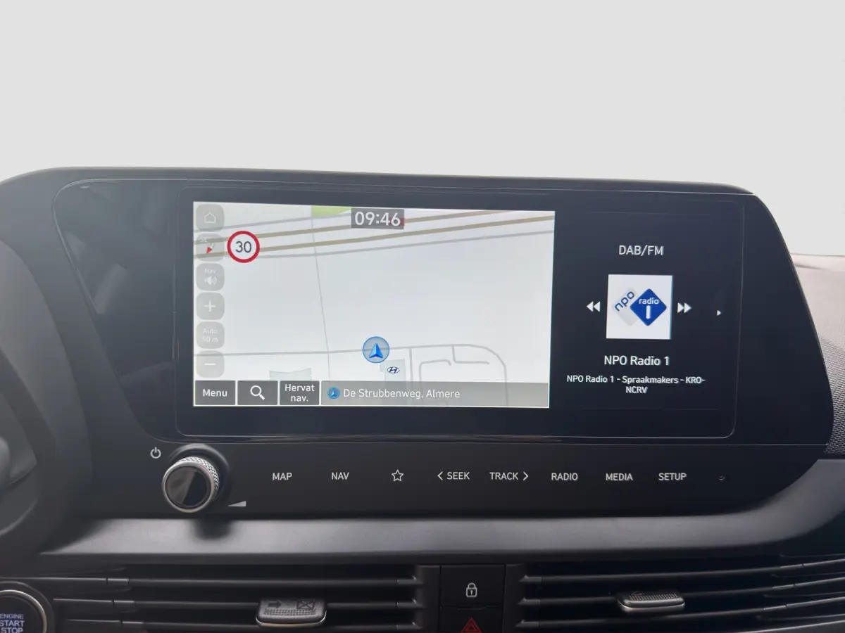 1.0 T-GDI 100pk Premium | Carplay | Climate control | Cruise control | Stoel/stuurverwarming | Camera | Parkeersensoren | DAB | Premium Audio | Lichtmetalen velgen | Navigatie