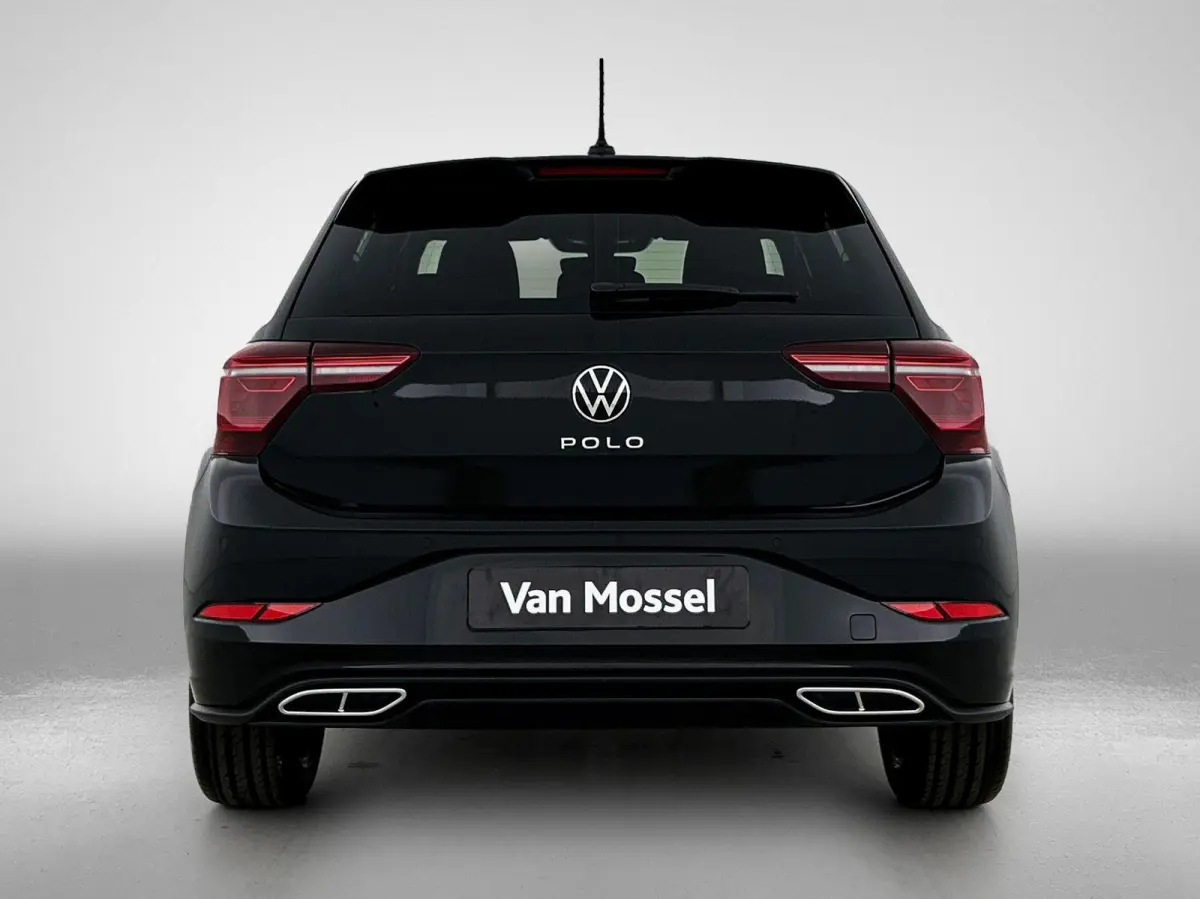 1.0 TSI R-Line Edition 95 PK Automaat | Panoramadak | Volkswagen Soundsystem | Climate control | Apple Carplay draadloos | IQ Ligths | Camera | 17" Lichtmetalen velgen | Android Auto draadlo