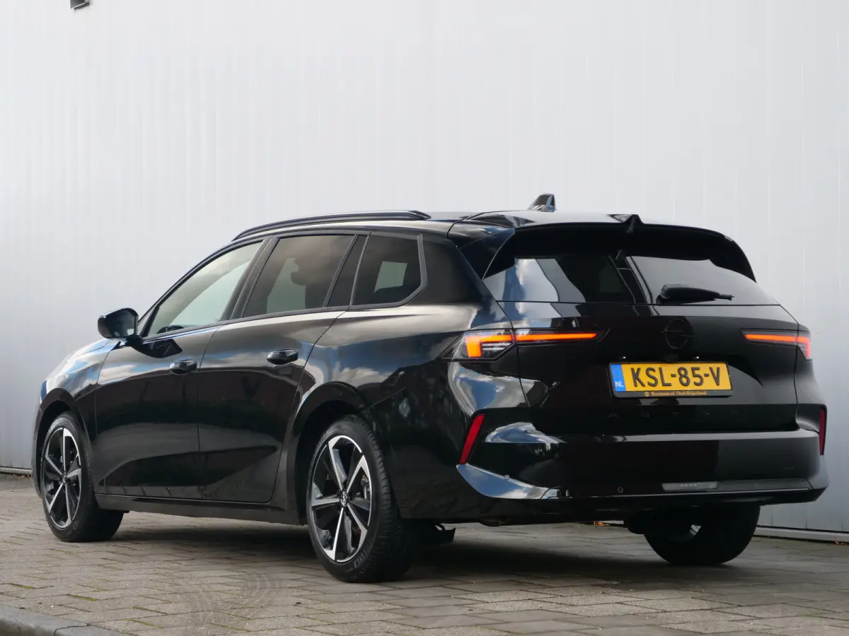 1.2 Turbo GS 130 Pk Automaat Camera / DAB / Apple Carplay / Winterpakket