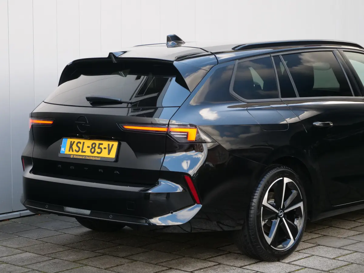 1.2 Turbo GS 130 Pk Automaat Camera / DAB / Apple Carplay / Winterpakket