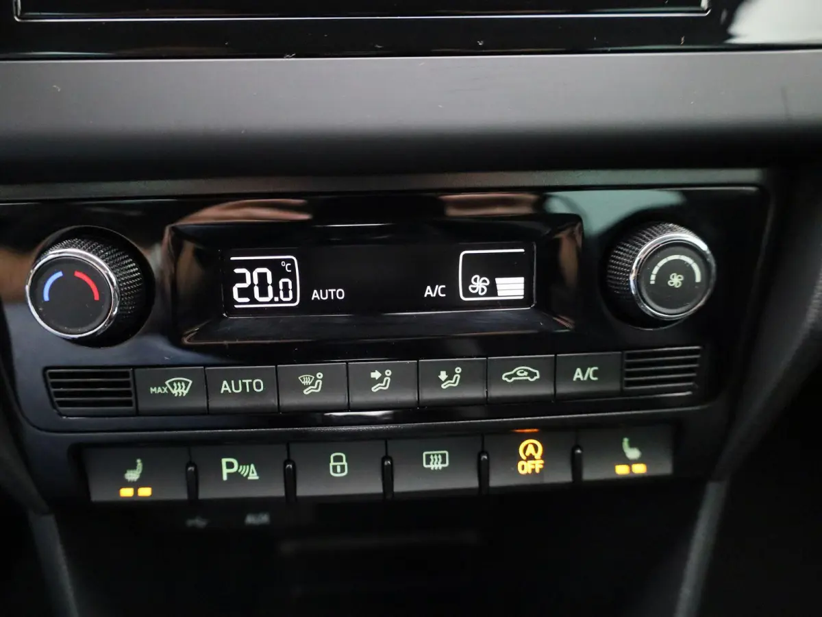 1.2 TSI Greentech JOY | Automaat | Climate Control | Parkeersensoren |
