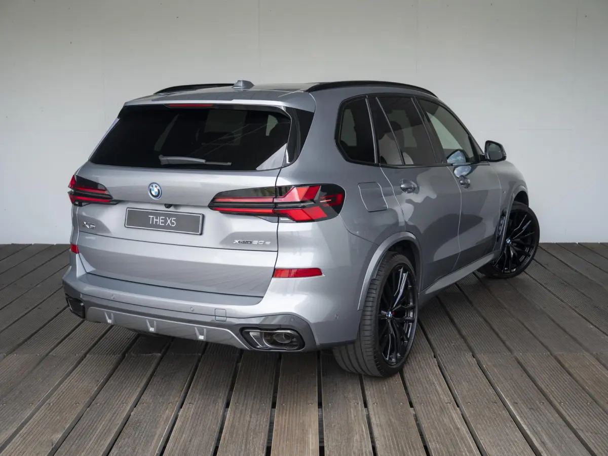 xDrive50e M Sportpakket Pro | Exclusive Pack | Comfort-plus Pack | Innovation Pack