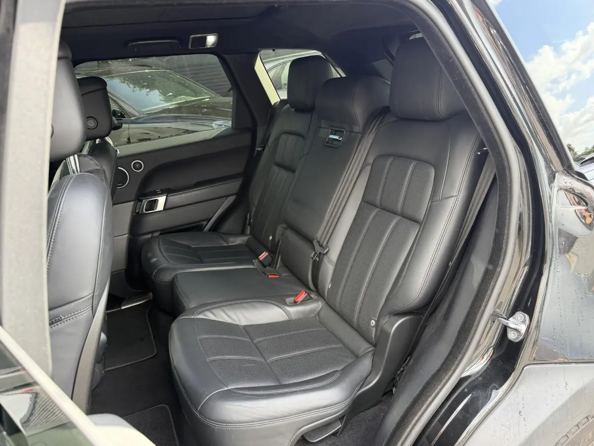3.0 SDV6 HSE Dynamic | Panoramadak | Camera | Elektrische Trekhaak | Elektrische Achterklep | Meridian |
