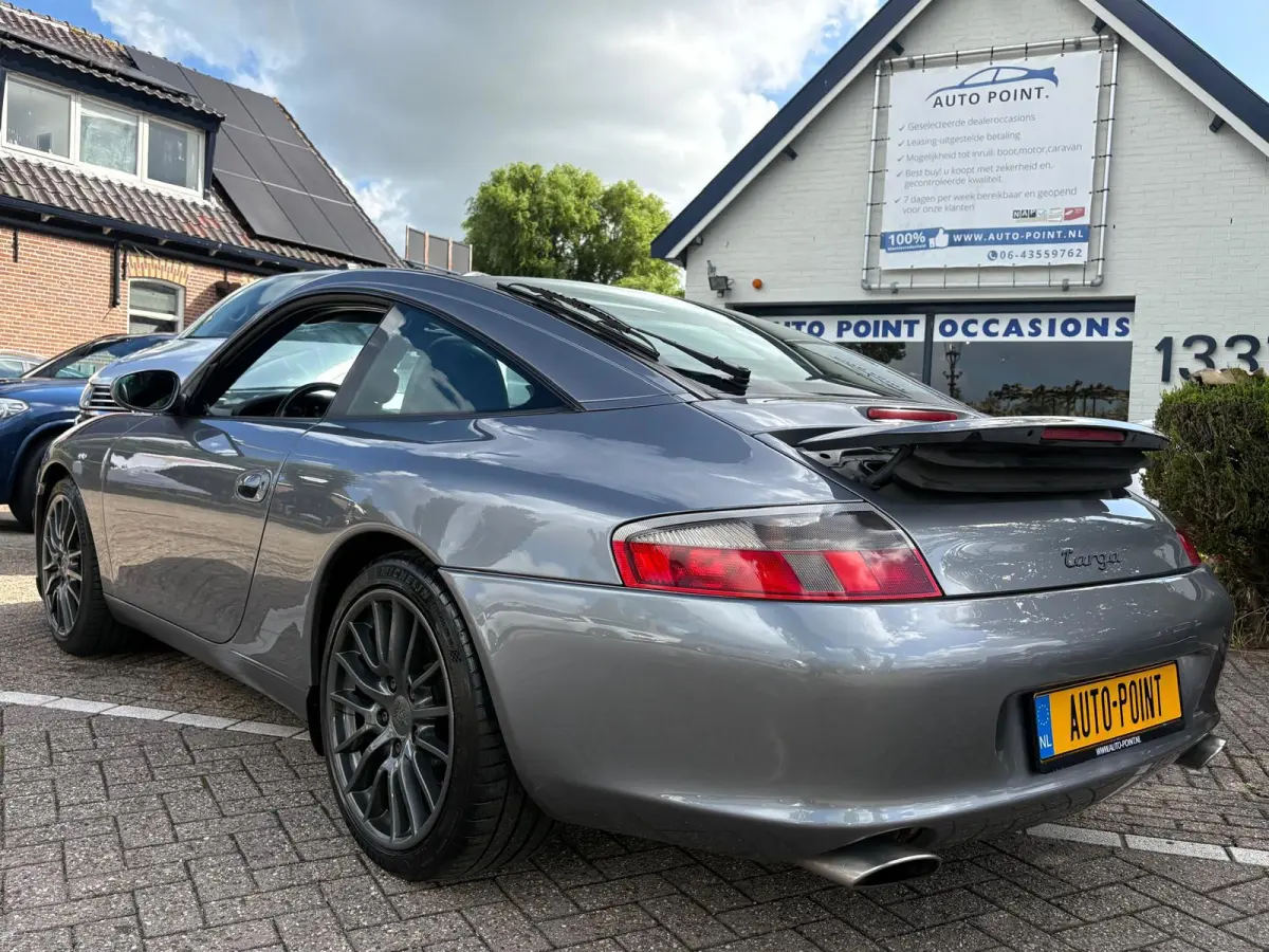 3.6 TARGA 320PK AUT-F1 TIPRONIC/PANO/NAV/YOUNGTIMER