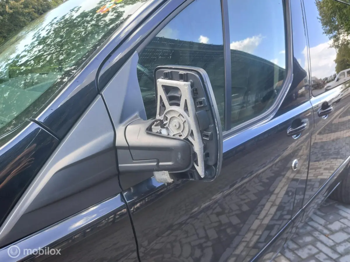 2.0 TDCI L1H1 Aut Limited Dubbel Cabine Lees omschrijving!