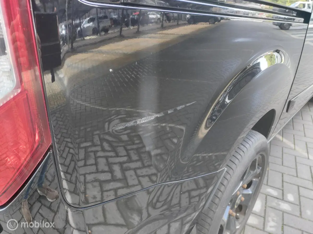 2.0 TDCI L1H1 Aut Limited Dubbel Cabine Lees omschrijving!