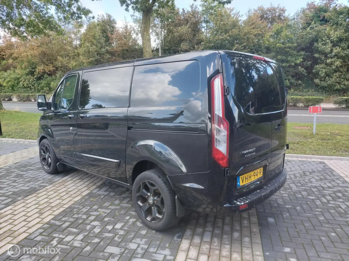 2.0 TDCI L1H1 Aut Limited Dubbel Cabine Lees omschrijving!