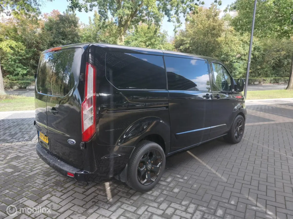 2.0 TDCI L1H1 Aut Limited Dubbel Cabine Lees omschrijving!