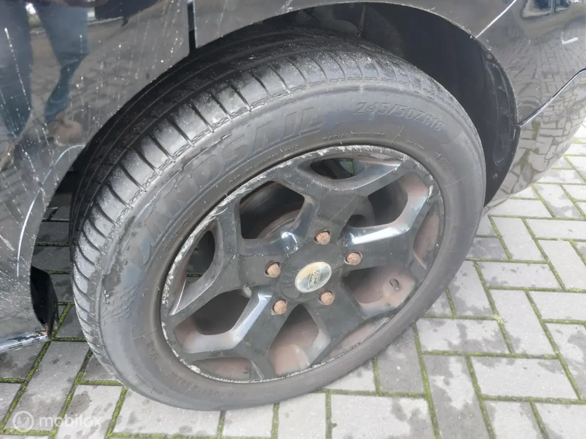2.0 TDCI L1H1 Aut Limited Dubbel Cabine Lees omschrijving!
