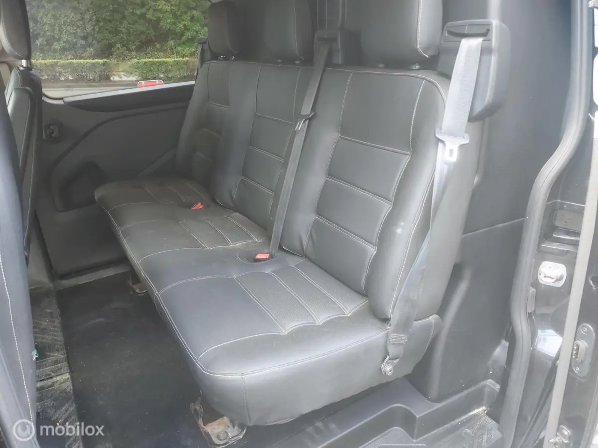 2.0 TDCI L1H1 Aut Limited Dubbel Cabine Lees omschrijving!