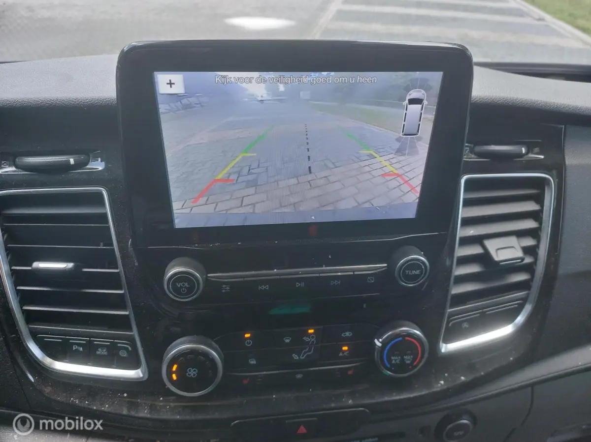 2.0 TDCI L1H1 Aut Limited Dubbel Cabine Lees omschrijving!