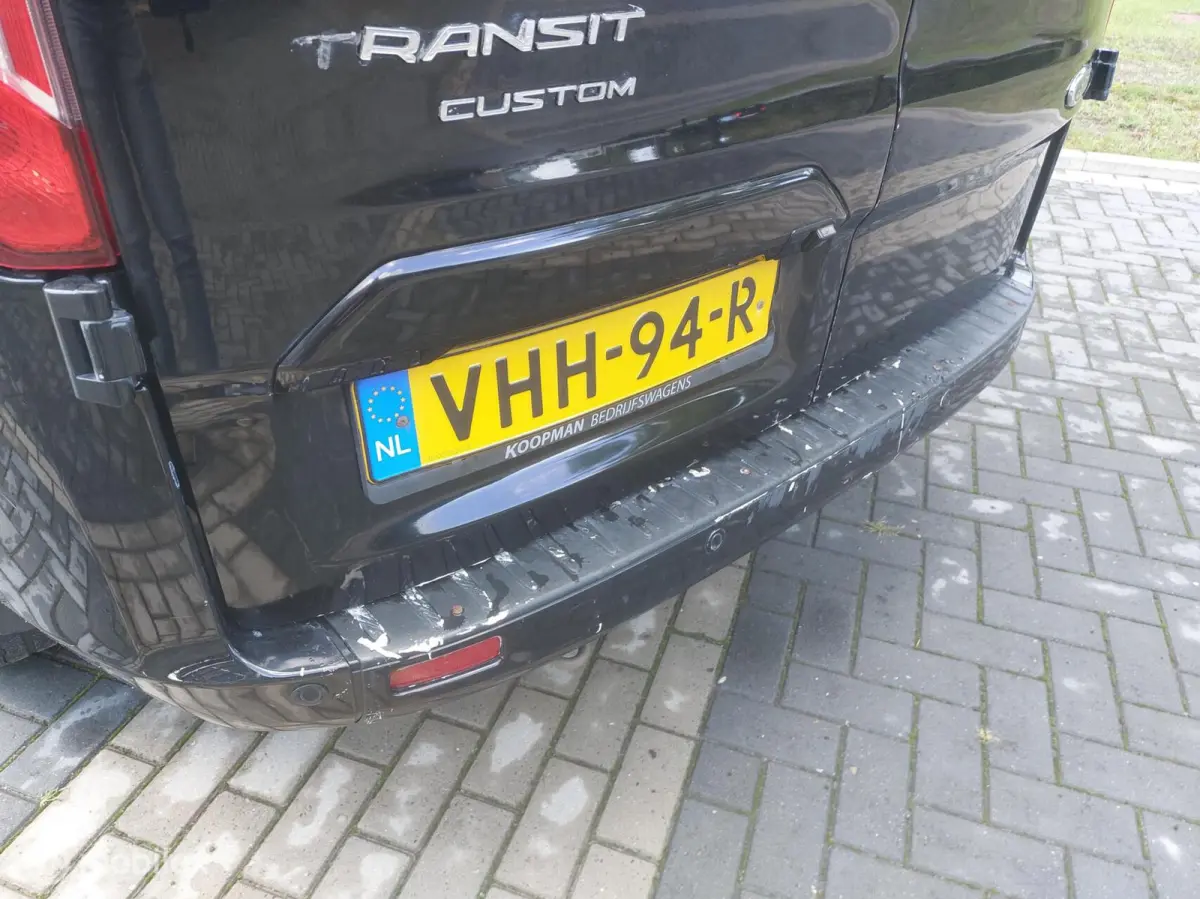 2.0 TDCI L1H1 Aut Limited Dubbel Cabine Lees omschrijving!