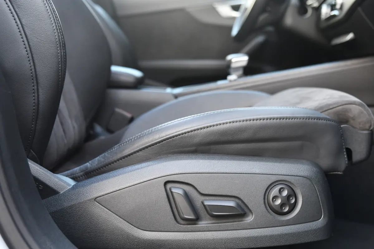 quattro 45 TFSI, Trekhaak, Pano, Matrix, B&O, Memory, Keyless, Leder, Dodeh, Ambiente!