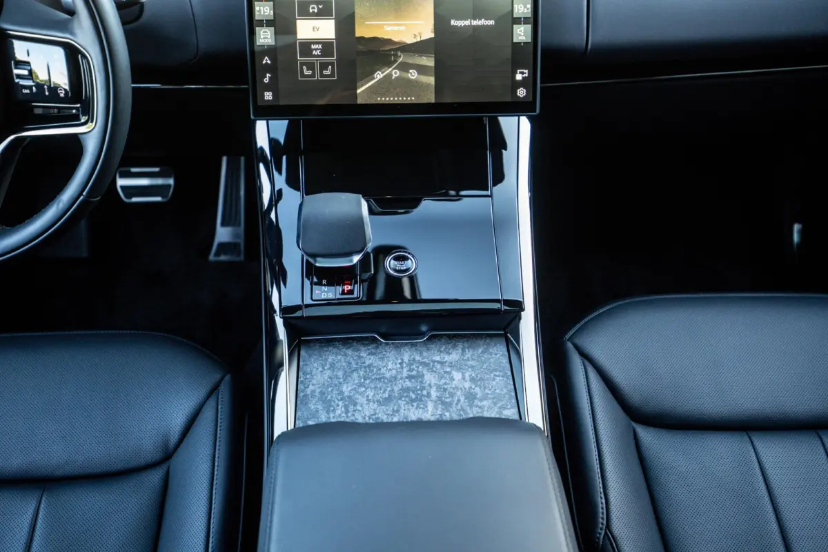 3.0 P550e Autobiography Edition PHEV
