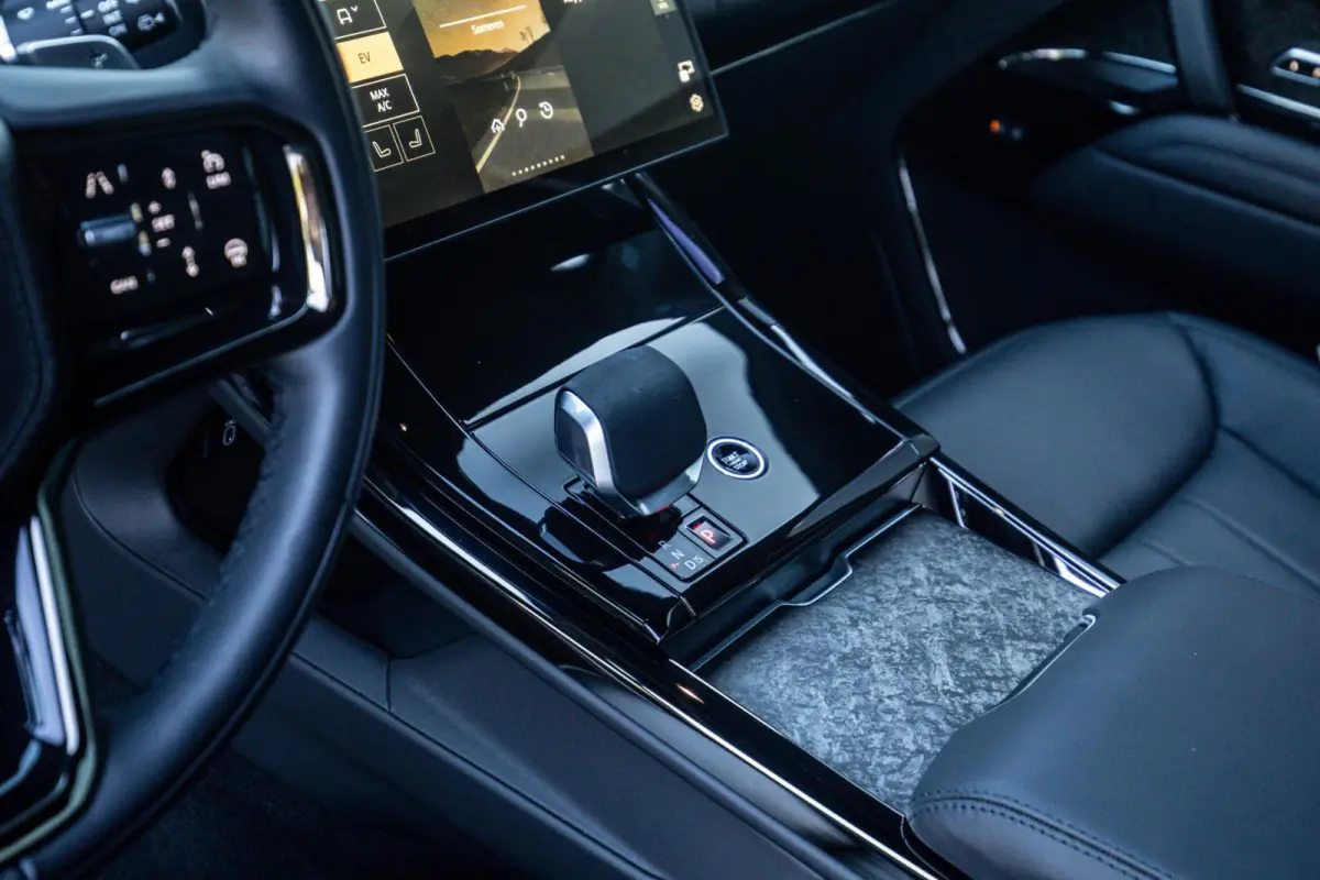 3.0 P550e Autobiography Edition PHEV