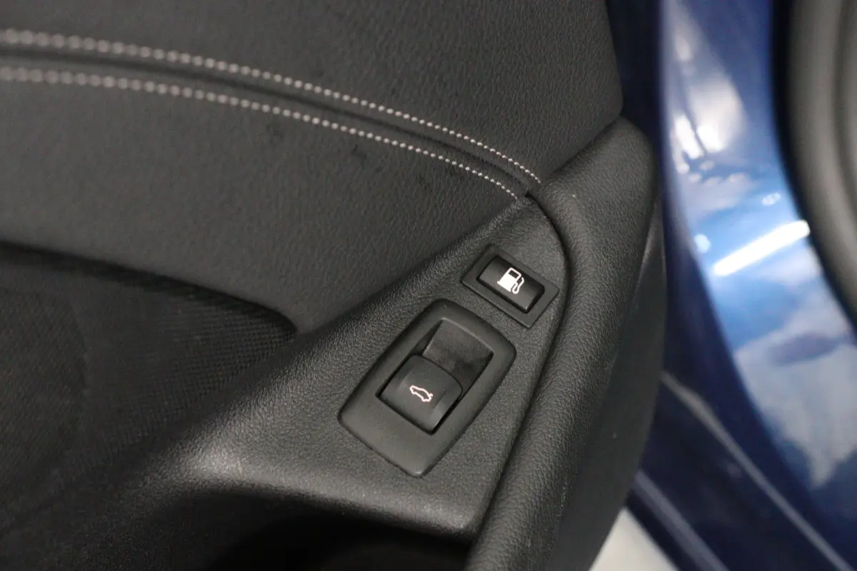 530e xDrive High Executive | Dealer Onderhouden | Elektr Stoel + Mem | Stoelventilatie | Trekhaak Elektrisch | Lederen bekleding | Comfort Stoelen | 360 Camera