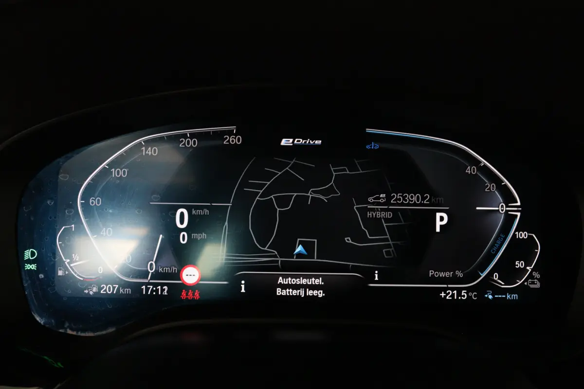 530e xDrive High Executive | Dealer Onderhouden | Elektr Stoel + Mem | Stoelventilatie | Trekhaak Elektrisch | Lederen bekleding | Comfort Stoelen | 360 Camera