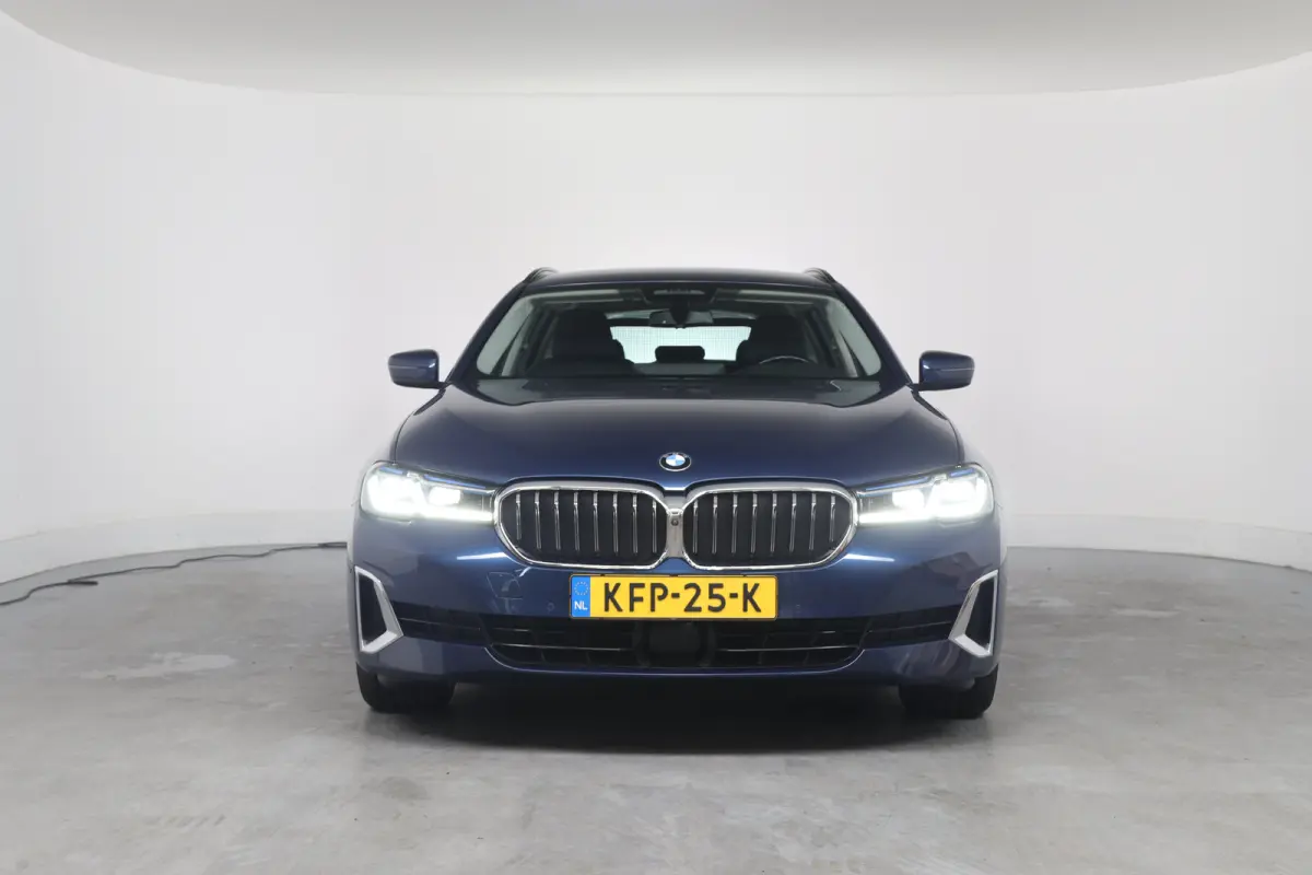 530e xDrive High Executive | Dealer Onderhouden | Elektr Stoel + Mem | Stoelventilatie | Trekhaak Elektrisch | Lederen bekleding | Comfort Stoelen | 360 Camera